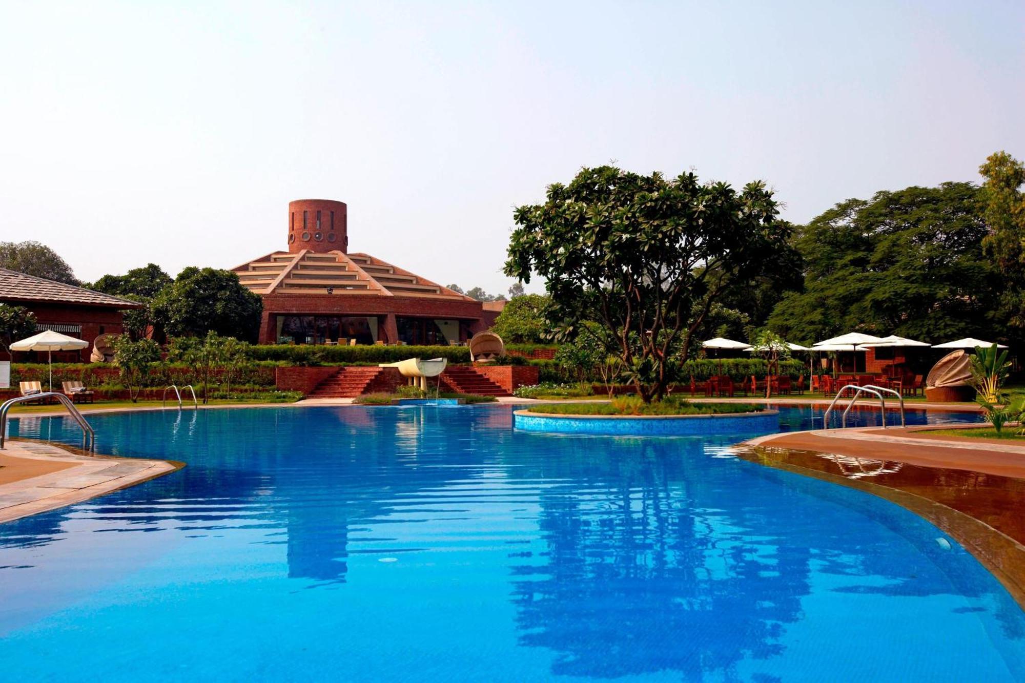 The Westin Sohna Resort & Spa Gurgaon Exterior photo