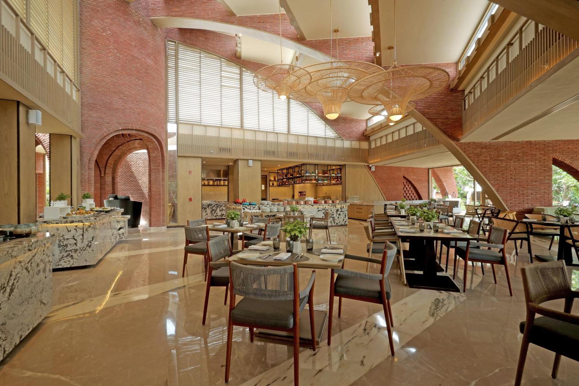 The Westin Sohna Resort & Spa Gurgaon Exterior photo